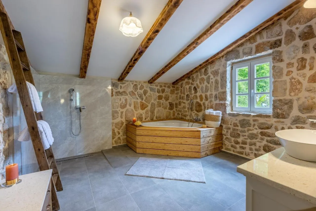 Villa Bell Aria Grizane-Belgrad Croatia